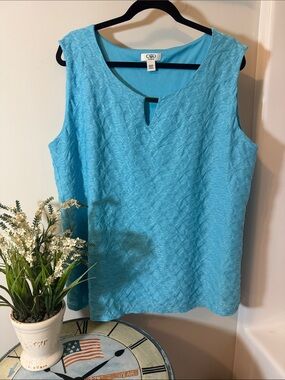 Cato Bright Aqua Textured Sleeveless Tank with Keyhole